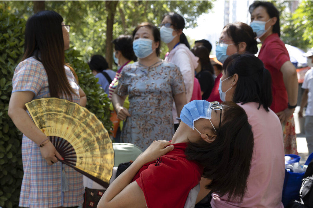 APTOPIX Virus Outbreak China